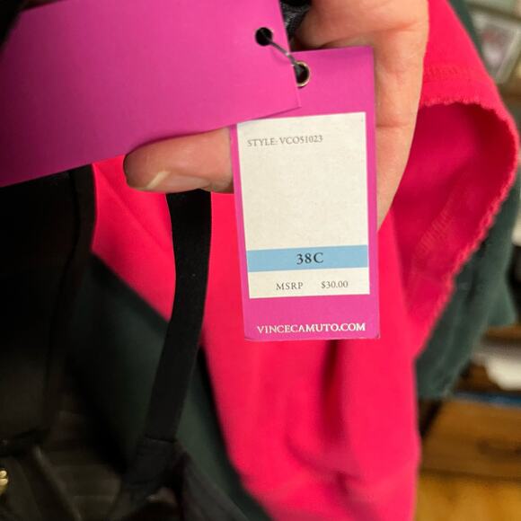 Vince Camuto New With Tags Pull On Tee Shirt Bra Wireless Seamless 38C - Picture 4 of 6